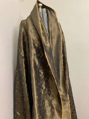 Green Embroidered Swirl Taffeta Fabric Decor Drapery Dress Shimmery 4 Yard - Image 1 of 4