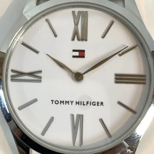 Orologio Tommy Hilfiger mai indossato batteria fresca F80177 libretto istruzioni quarzo - Foto 1 di 15