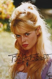 BRIGITTE BARDOT Original Autogramm signiertes 20x30 Großfoto Top Portrait - Bild 1 von 2