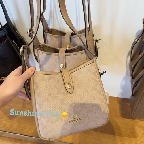 Mini borsa a tracolla Coach Hadley nuova con etichetta con tela firmata CAM80 naturale scuro