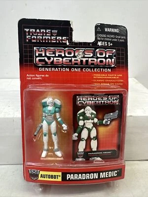 2003 New MOC Hasbro Transformers Heroes of Cybertron G1 Paradron Medic Mini Fig - Image 1 of 3