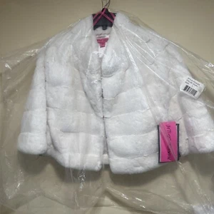 BETSEY JOHNSON Gorgeous Vintage Super Soft Ivory Faux Fur Collared Cape RARE NEW - Picture 1 of 10