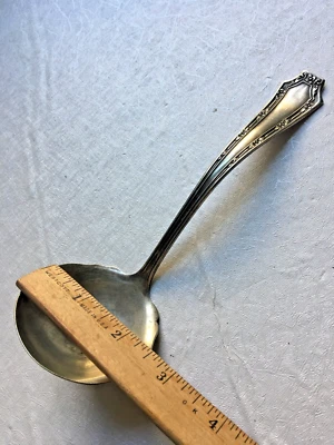 Vintage 1970s Fairfield Silver Plated Soup Serving Spoon Deep Ladle 7.25"L Foto 1 de 4