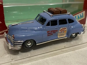 VITESSE Chrysler Windsor Six Sedan HOT SPRINGS NATIONAL PARK 1:43 Diecast - Picture 1 of 6