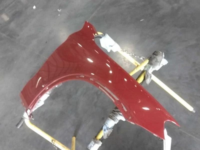 Used Front Right Fender fits: 2019 Mercedes-benz Mercedes glc-class 253 Type SUV - Image 1 of 4