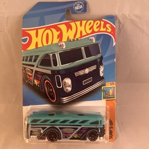 HOT WHEELS 2023 Surfin' School Bus Teal Surf's Up 24/250 1/5. New - Picture 1 of 2