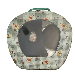 Astuccio vintage Winnie Pooh Disney bambino pernottamento guanti paraorecchie bambola astuccio latta - Foto 1 di 19