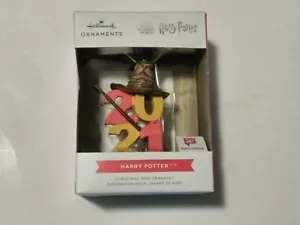 HALLMARK 2021 Red Box “Harry Potter 2021” Counting Hat Walgreens Exclusive - Picture 1 of 1