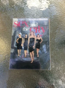 SEX AND THE CITY THE COMPLETE FIRST SEASON - Picture 1 of 3