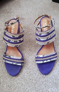 Vincenza Italian royal blue and snake pattern leather sandals Size 40/7 - Picture 1 of 17