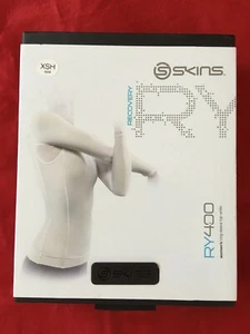 SKINS RECOVERY COMPRESSION RY400 WOMEN`S LONG SLEEVE TOP WHITE XS XSH RRP 130 US - Picture 1 of 7