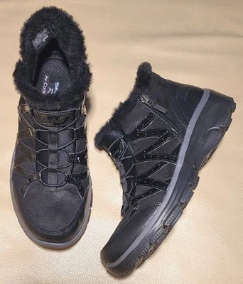 Botines de espuma viscoelástica Skechers Relaxed Fit refrigerados por aire, negros, 7,5 M. Forro de piel sintética Foto 1 de 4