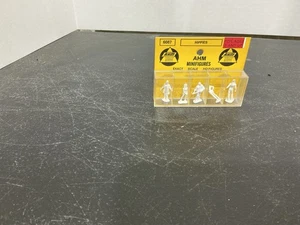 AHM MINIFIGURES HO #6087 Hippies - Picture 1 of 8