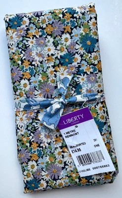 Tela de césped LIBERTY LONDON Libby Tana - 1 M estampado floral nueva Foto 1 de 4