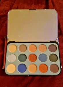 Authentische neu im Karton BH COSMETICS Glam Reflection Smoke 15 Farben Lidschattenpalette - Bild 1 von 7