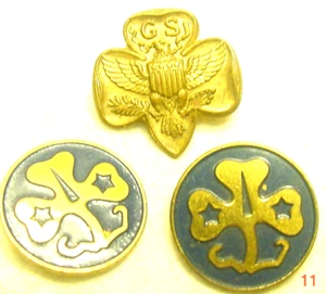 Vintage Girl Scout pins lot three 2 with safety pins and 1 Magnetic pin closure - Picture 1 of 2