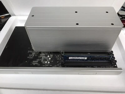 Apple Mac Pro 820-2482-A Quad Core Logic Board - Image 1 of 2