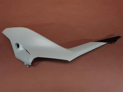 Panel de cubierta de carenado trasero derecho Ducati Supersport S 2017-2020 Foto 1 de 4