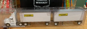 Tonkin TNS 1/87 International Prostar Daycab J.B. Hunt con remolque doble 28' nuevo en caja - Imagen 1 de 4