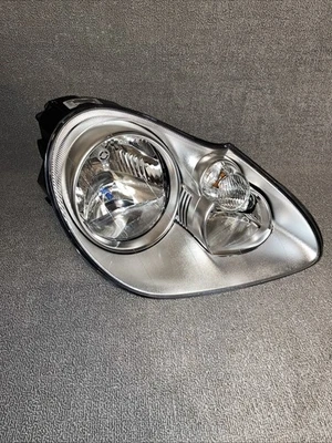 2003-2006 Porsche Cayenne Headlight Right Passenger Halogen OEM Used - Image 1 of 4