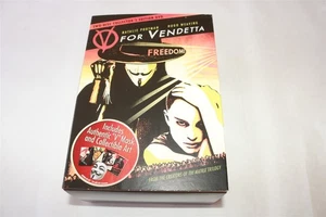 V FOR VENDETTA - 2 Disc Collector's Edition W/ Authentic Mask & Art DVD - Picture 1 of 2