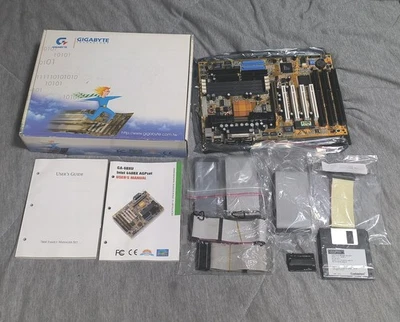 Gigabyte GA6BXU - NOS vintage Slot 1 Pentium II / III - 440BX - ATX - DDR1 SDRAM - Image 1 of 4