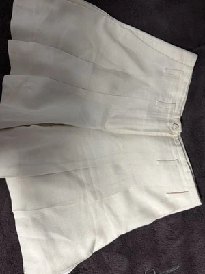 Auténticos Pantalones Cortos Chanel Crema Seda Plisados Talla 38 Primavera 2012 Foto 1 de 4