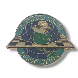 American Chess Association Anstecknadel rund Globus grün blau Emaille - Bild 1 von 4
