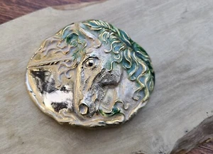 CHARMANT of Beverly Hills Cali Einhorn goldfarbene GÜRTELSCHNALLE Vintage Medium Vintage - Bild 1 von 4