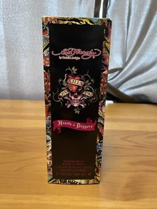 Ed Hardy HEARTS & DAGGERS schimmernde Körperlotion - 6,7 Oz/200 ml - Neu im Karton ~~RAR~~ - Bild 1 von 6