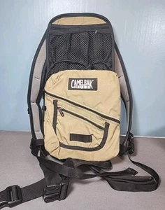 CamelBak Mule Hydration Pack Black & Desert Tan Lightweight Outdoor Hiking - Picture 1 of 2