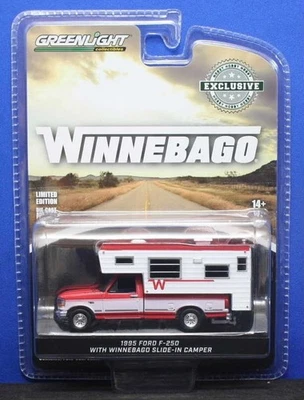 Letto lungo Ford F-250 1/64 Greenlight 1995 con camper scorrevole Winnebago - Immagine 1 di 2