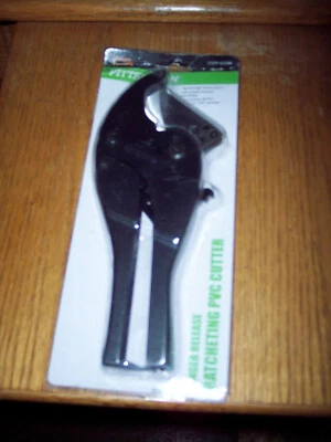 PVC CUTTER NEW FINGER RELEASE RATCHETING  FREE S/H - Image 1 of 4