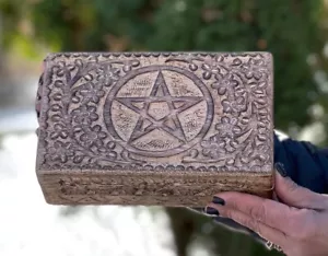 Caja de madera pentagrama tallado a mano recuerdo almacenamiento de joyas - Imagen 1 de 10