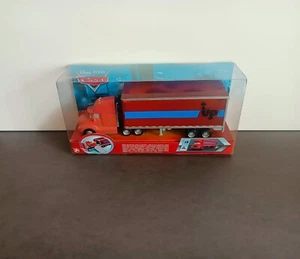 Mattel Disney Pixar Cars OLIVER LIGHTLOAD Hauler Truck neu in ovp RARITÄT - Bild 1 von 2
