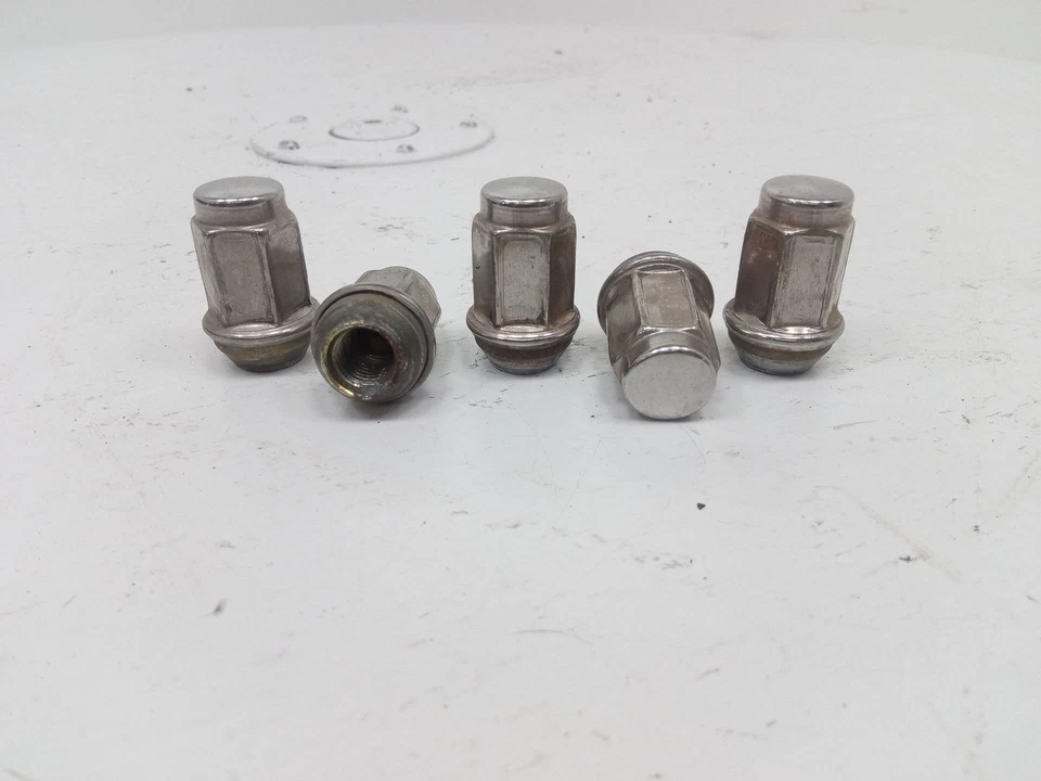 Juego de 5 tuercas de rueda Chevrolet Corvette 1997-2004 OEM Foto 1 de 1