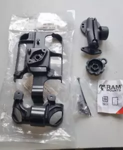 RAM US Flat Surface Mount Garmin Fleet 770 780 790 dezl 785LMT-S dezl 780LMT-S - Picture 1 of 9