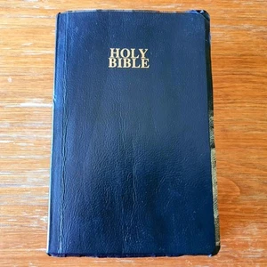 Holy Bible KJV Referenced Giant Print - Red Letter Edition Leather 1986 - Picture 1 of 8