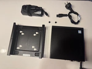 Lenovo ThinkCentre M900q Tiny PC Intel Core i7-6700 8GB DDR4 RAM 256GB, +CD+Wesa - Afbeelding 1 van 16