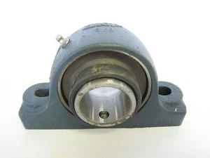 SKF SYR 1 3/4” 476209A-112 Pillow Block Roller Bearing - Picture 1 of 3