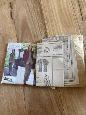 Vogue Pattern - Calvin Klein - Image 1 of 4