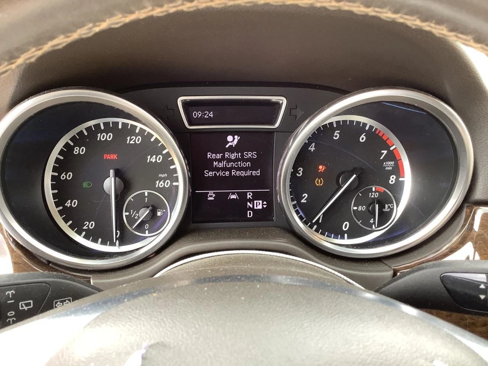 Speedometer 166 Type ML350 MPH From 9/28/2011 Fits 12 MERCEDES ML-CLASS 4612882 - Image 1 of 1