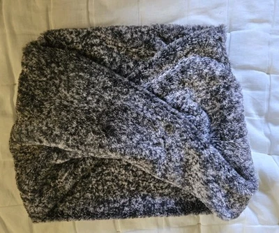 American Eagle Imitación Piel Snood Negro Y Gris Marle Talla Única Foto 1 de 4