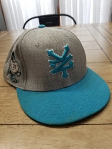 Zoo York Bird Logo Hat Adjustable - Picture 1 of 4