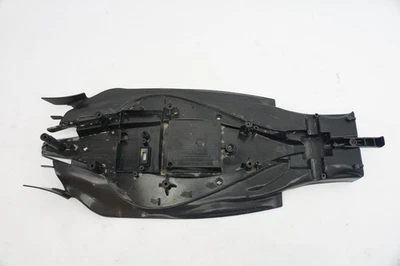 Coche de radiocontrol de carreras GC Maisto F1 1:10 Ferrari Leclerc repuesto: carrocería inferior Foto 1 de 2