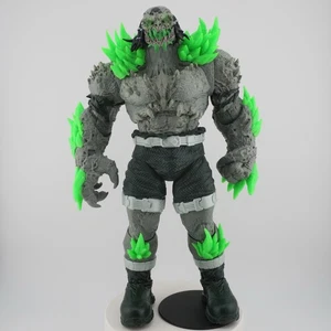 McFarlane Toys Dc Multiverse Kryptonite Doomsday Superman Batman Megafig - Picture 1 of 5