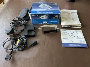 Sony Cyber-shot DSC T5 5.1MP Digitalkamera Originalverpackt Akkutasche Vintage Alt - Bild 1 von 19