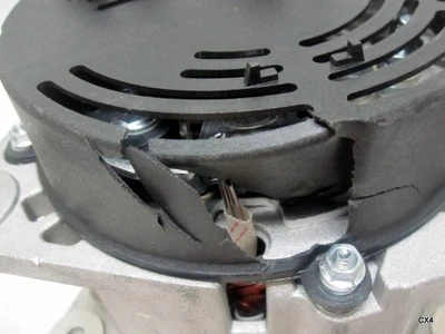 DAMAGED PLASTIC Alternator 13726 for 1996-1998 Land Rover Discovery 4.0L - Image 1 of 4