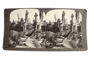 Primera Guerra Mundial Stereoview CEMENTERIO FRANCÉS DAÑADO POR FUEGO ALEMÁN C1918 Fotografía 3D - Imagen 1 de 4