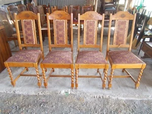 VINTAGE AMERICAN OAK SOLID TIMBER DINING CHAIRS X 4 GOOD CONDIT $280 O.N.O - Picture 1 of 15
